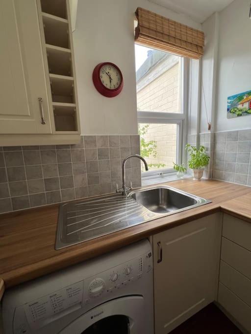 2025 Award Winner Liverpool Strawberry House - 3 Bedrooms Eksteriør bilde